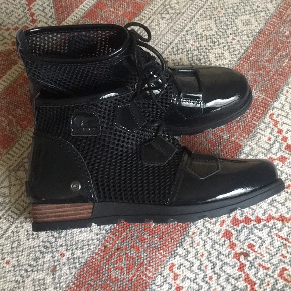 Sorel Shoes - Sorel Major Lace Mesh Boot